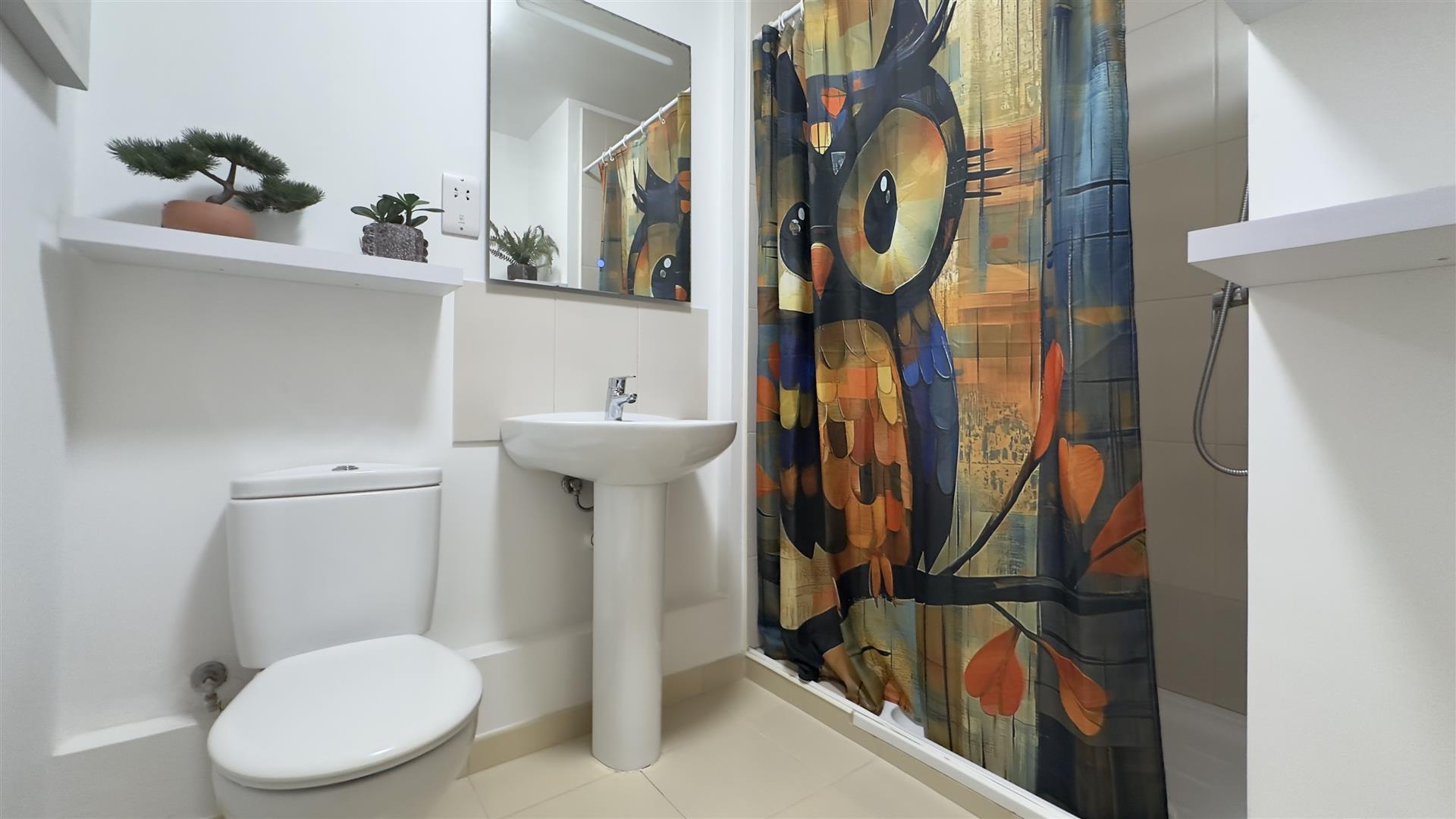 Image of Apartment - 2 Bedrooms - 2 Bathrooms for Sale in Mons Calpe Mews-Gibraltar, Image 7